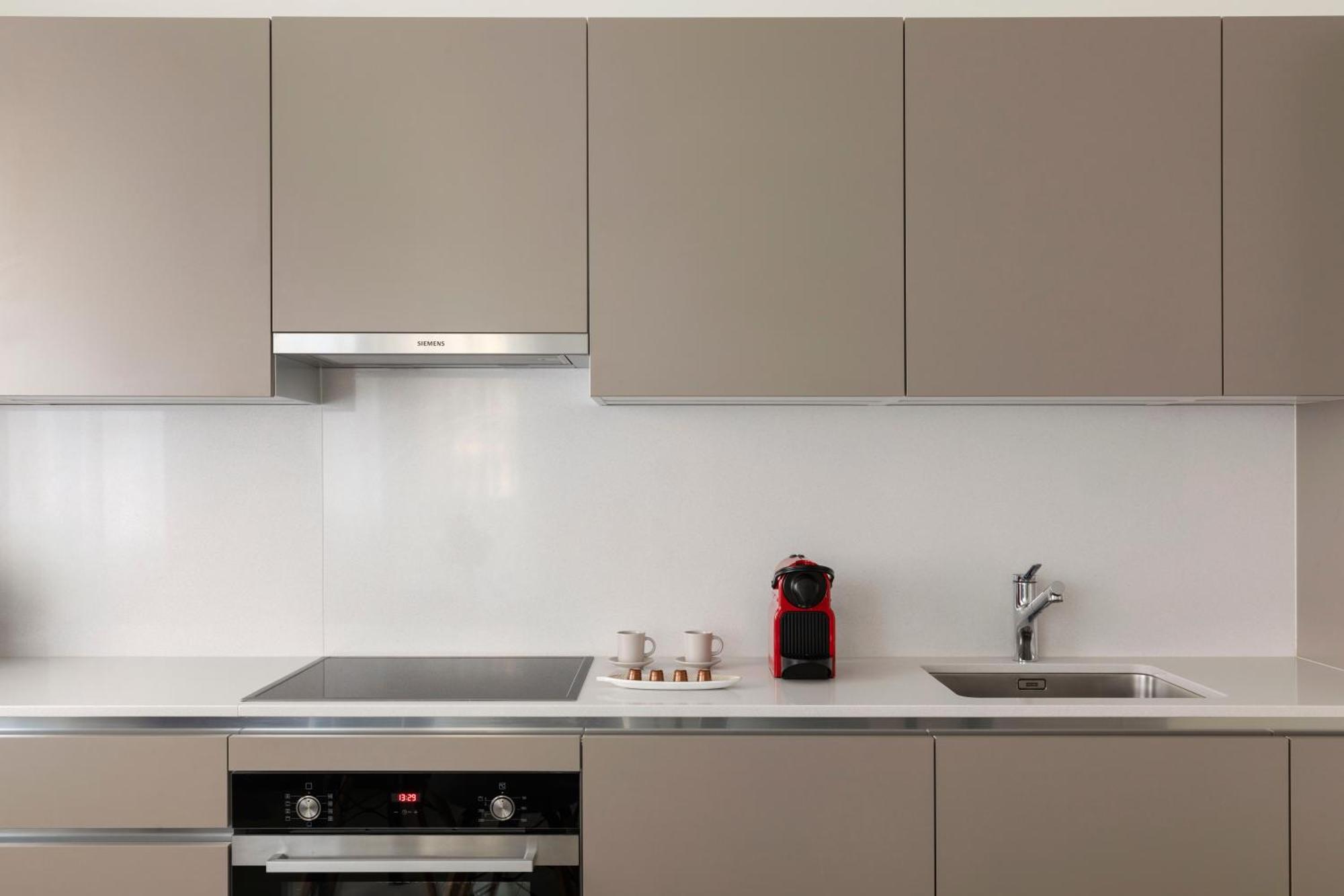 Lugano Superior Suites - Free Parking מראה חיצוני תמונה