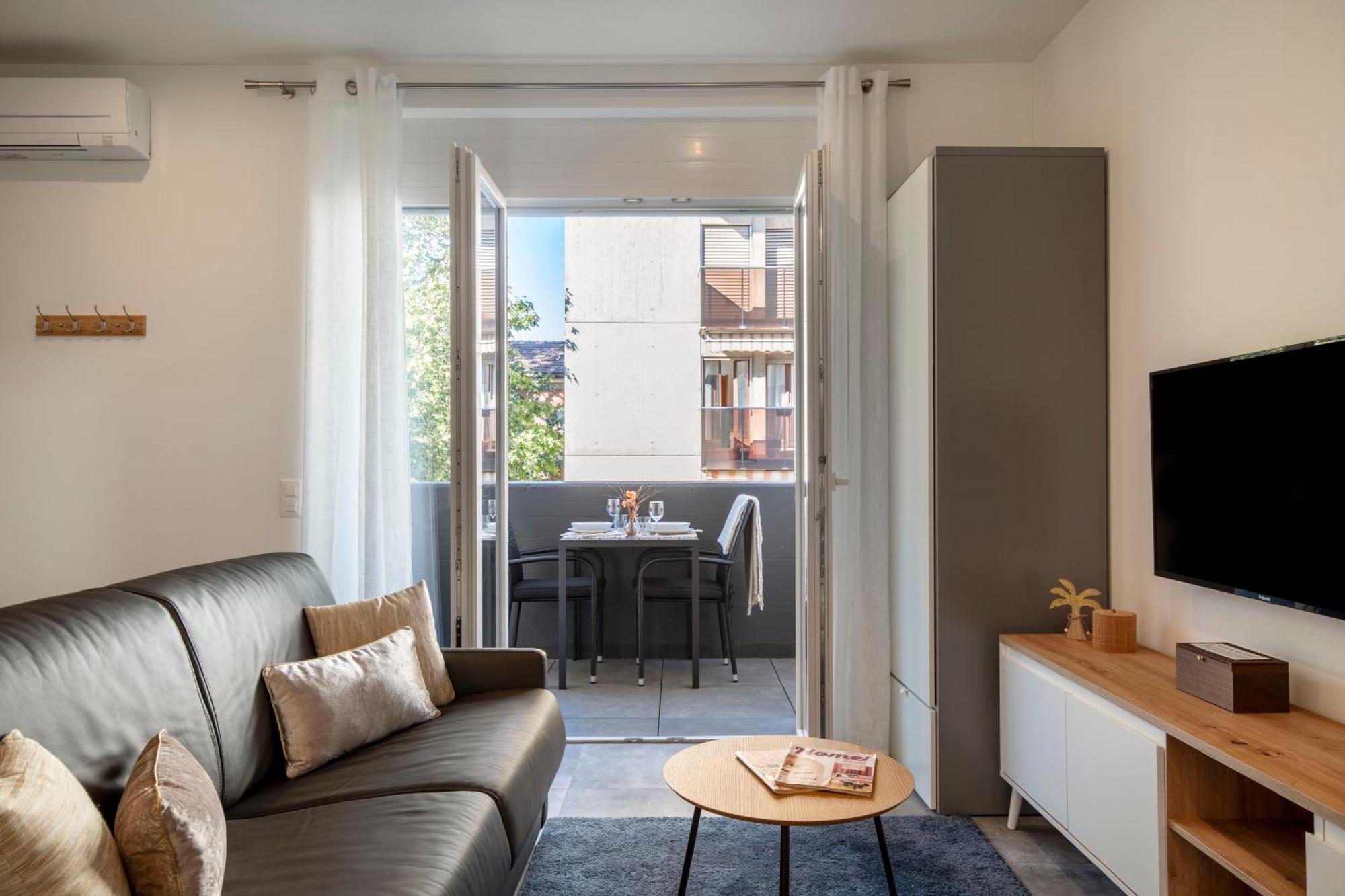 Lugano Superior Suites - Free Parking מראה חיצוני תמונה